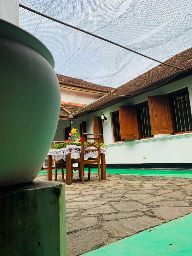 Randiyaepiliyagoda Resort Avissawella Exterior foto